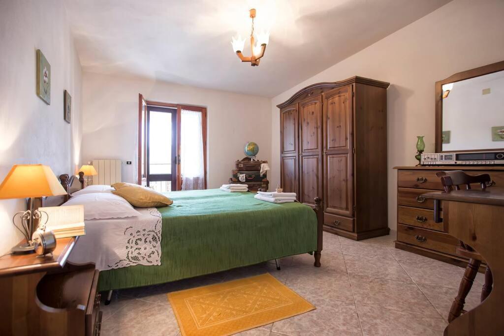 Rooms&Terraces Urzulei ภายนอก รูปภาพ